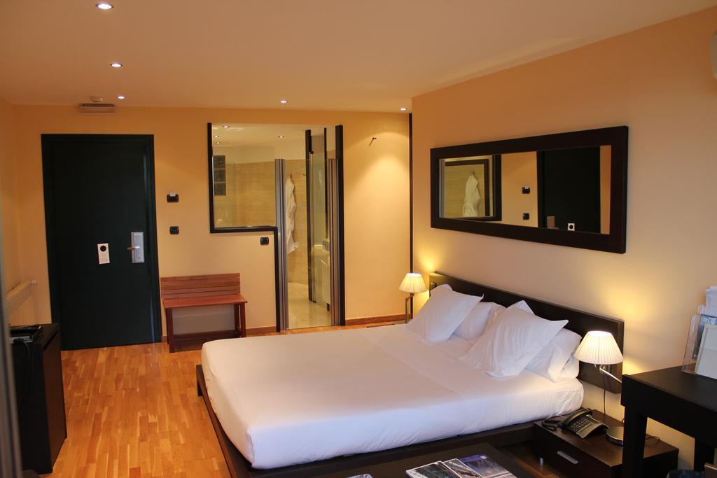 Hotel Can Xiquet Cantallops Екстер'єр фото